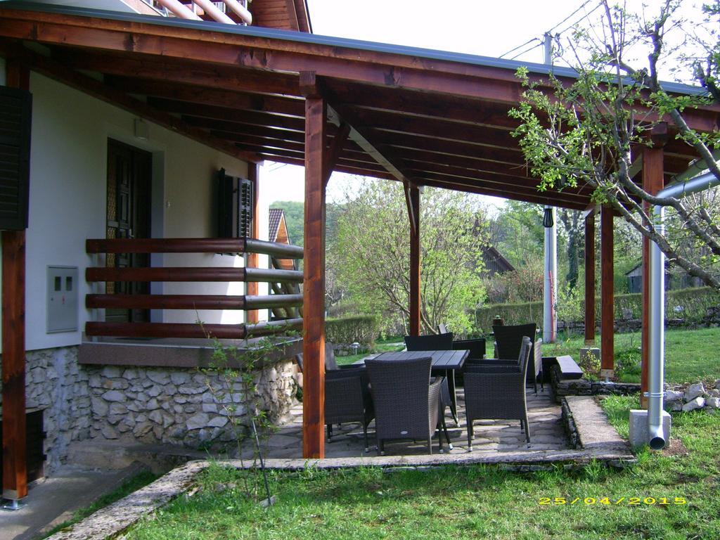 Vila Vuk Plitvička Jezera Buitenkant foto